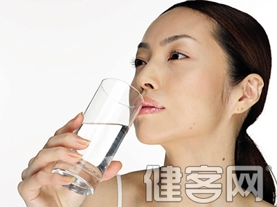 支招：飲食治療荨麻疹的N種方法