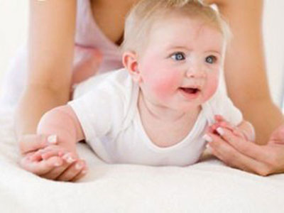 引起寶寶的濕疹原因是什麼 三大因素
